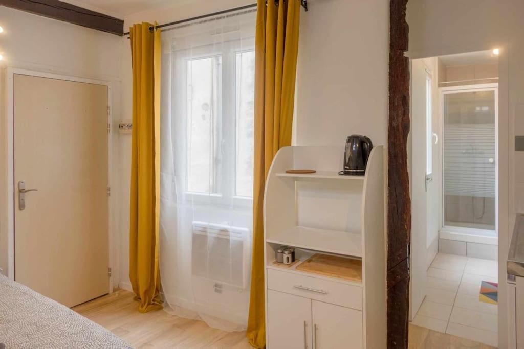 Studio Rue Pietonne Orleans Exterior photo